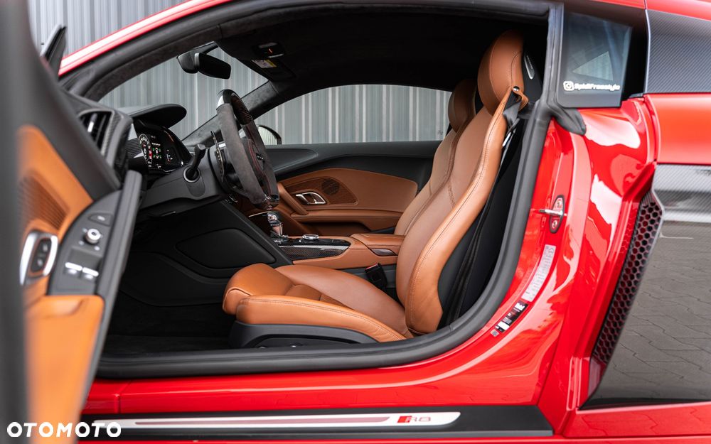 Audi R8 Coupé - 14