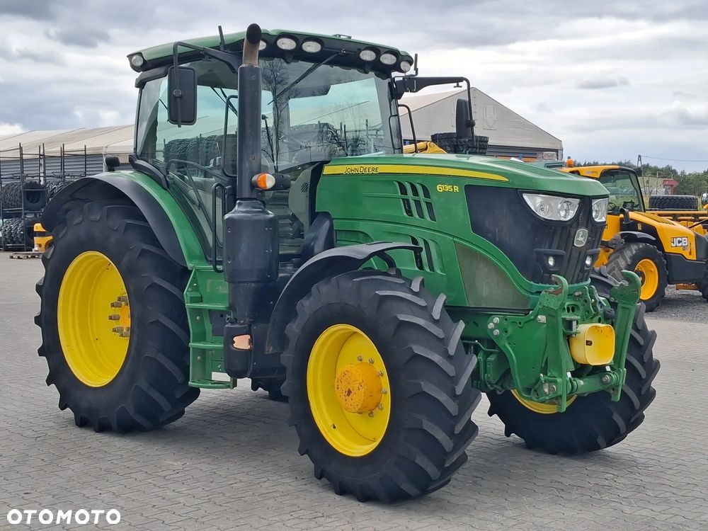 John Deere 6135 R - 6