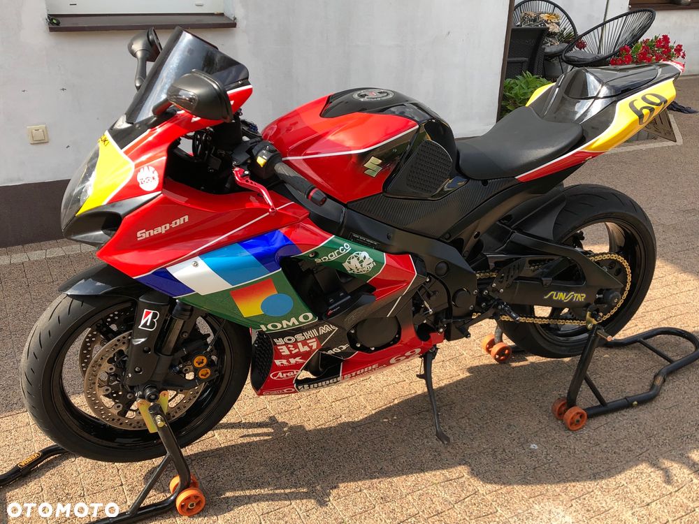 Suzuki GSX-R - 23