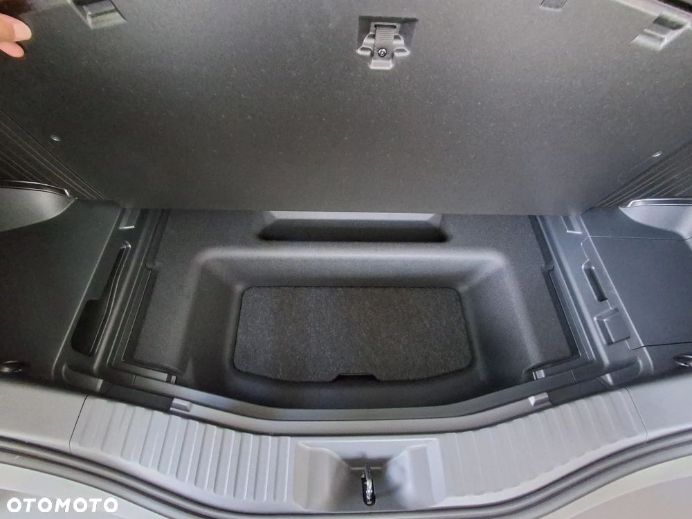Toyota bZ4X 73.1kWh 4x4 Style - 37