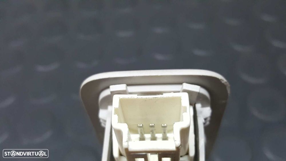 LUZ INTERIOR PEUGEOT 3008 SPORT PACK - 9