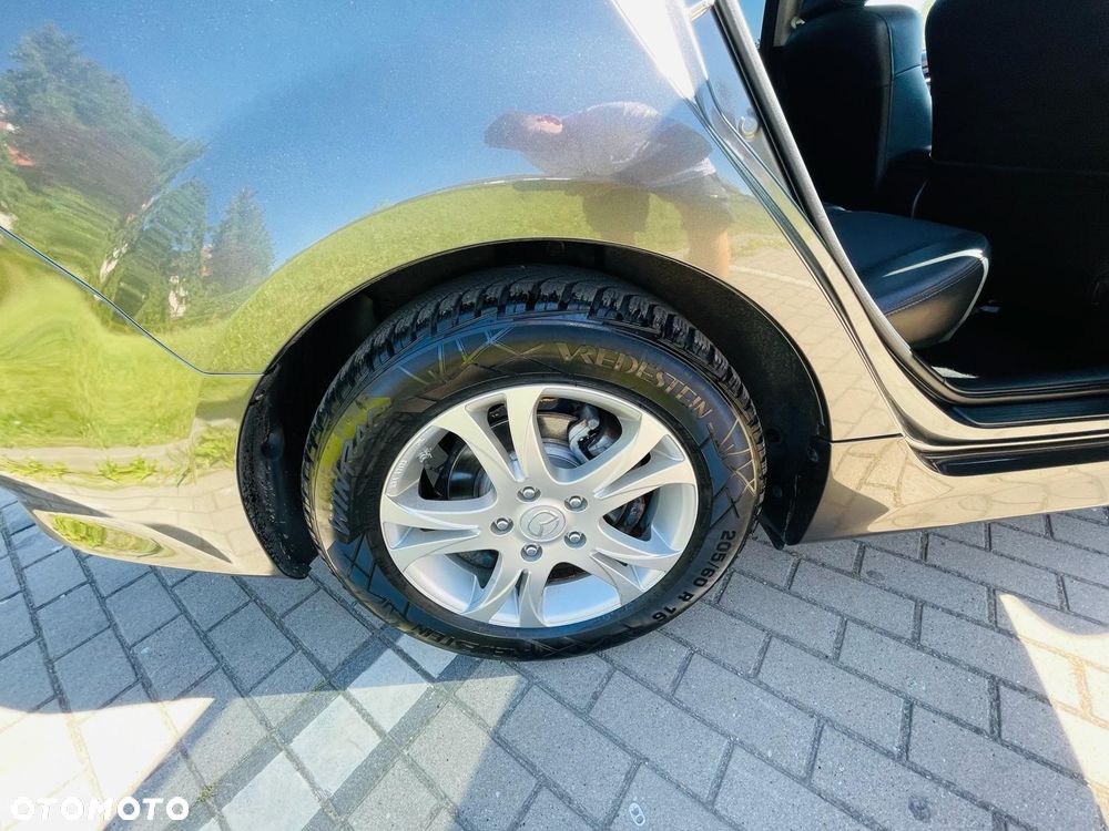 Mazda 6 Sport 2.0 MZR DISI Center-Line Edition 40 jahre - 35