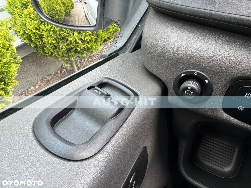 Ford Transit - 28
