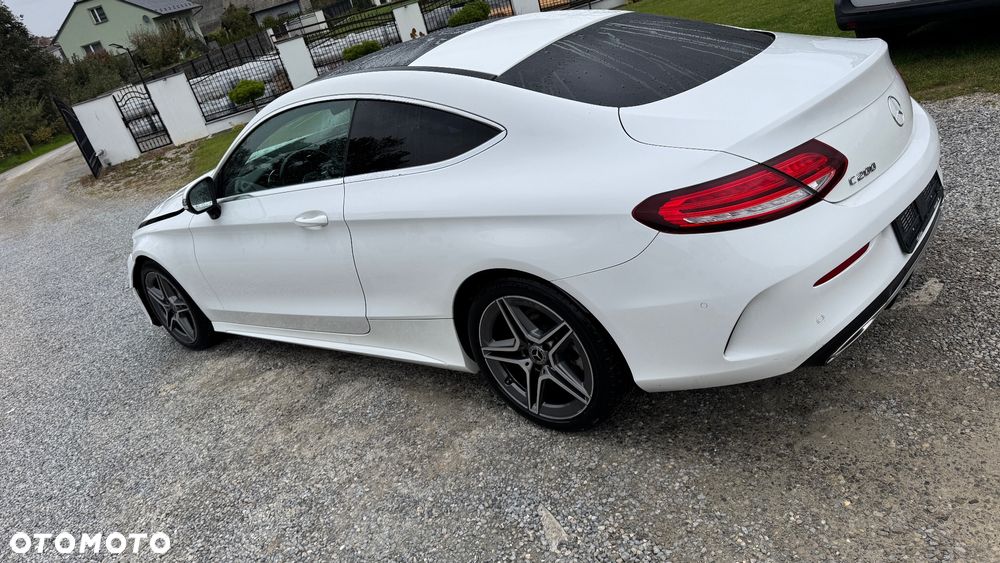 Mercedes-Benz Klasa C 200 Coupe 4Matic 9G-TRONIC AMG Line - 24