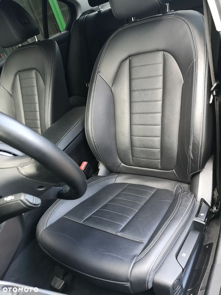 BMW Seria 3 320i Advantage - 28