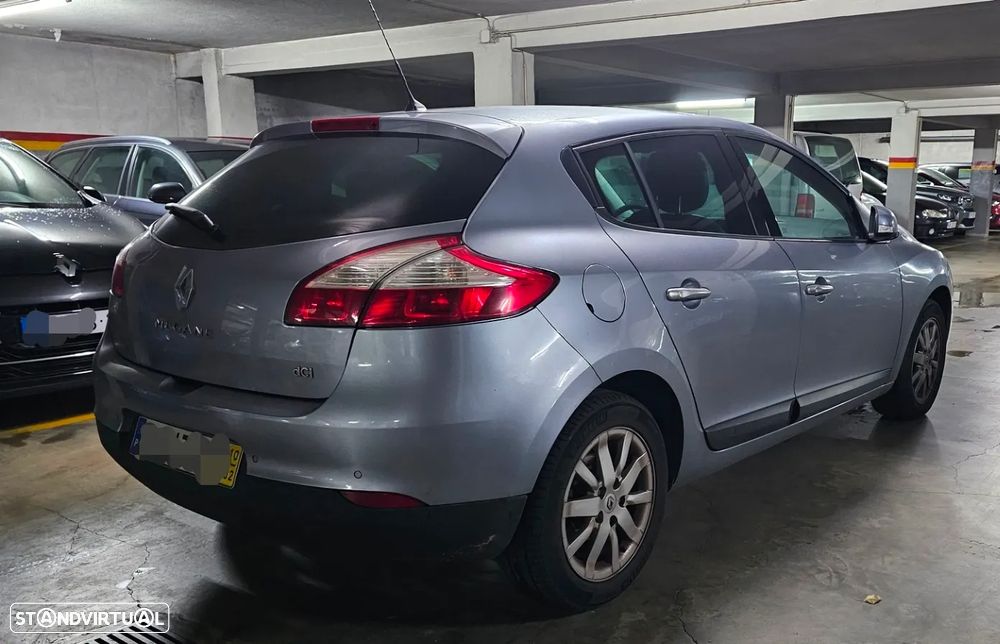 Renault Mégane 1.5 dCi Dynamique S - 5