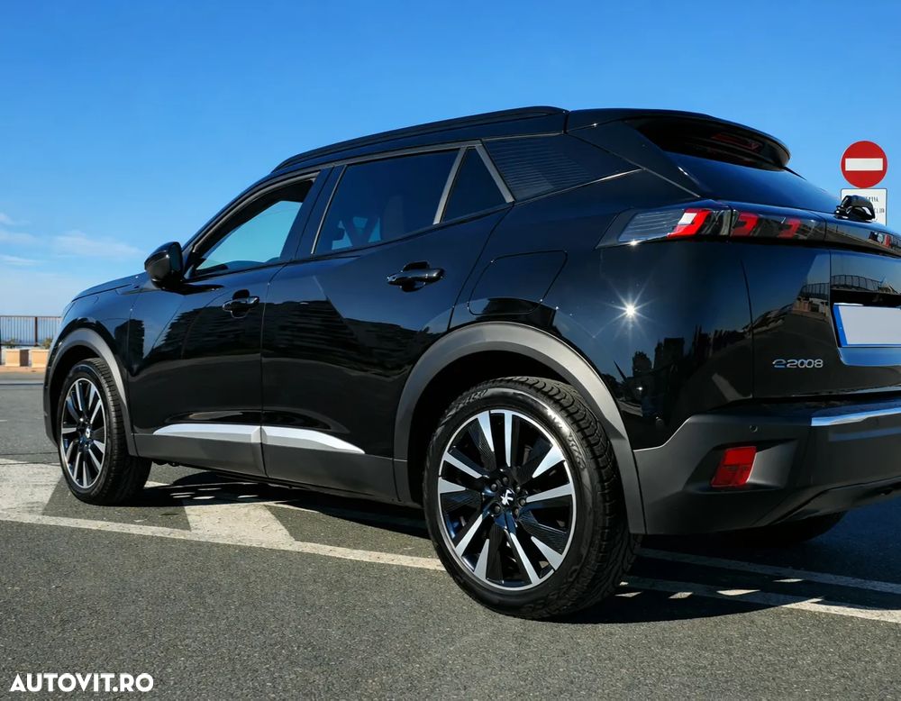 Peugeot 2008 e-2008 GT Line - 7