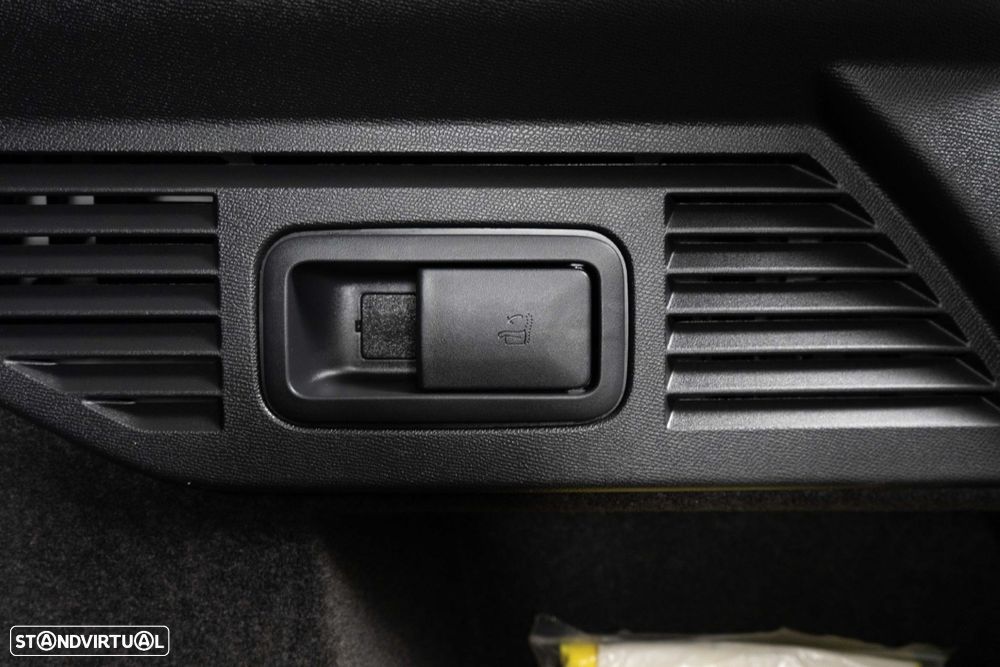 Citroën C5 X 1.6 Hybrid Plus e-EAT8 - 14