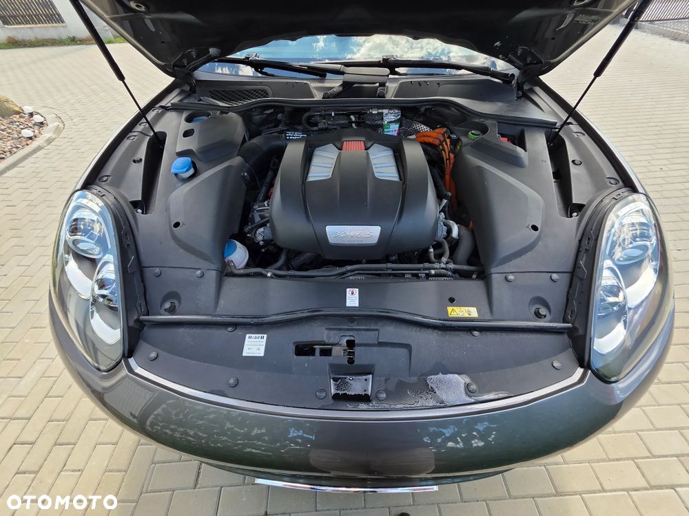 Porsche Cayenne S E-Hybrid Platinum Edition - 6