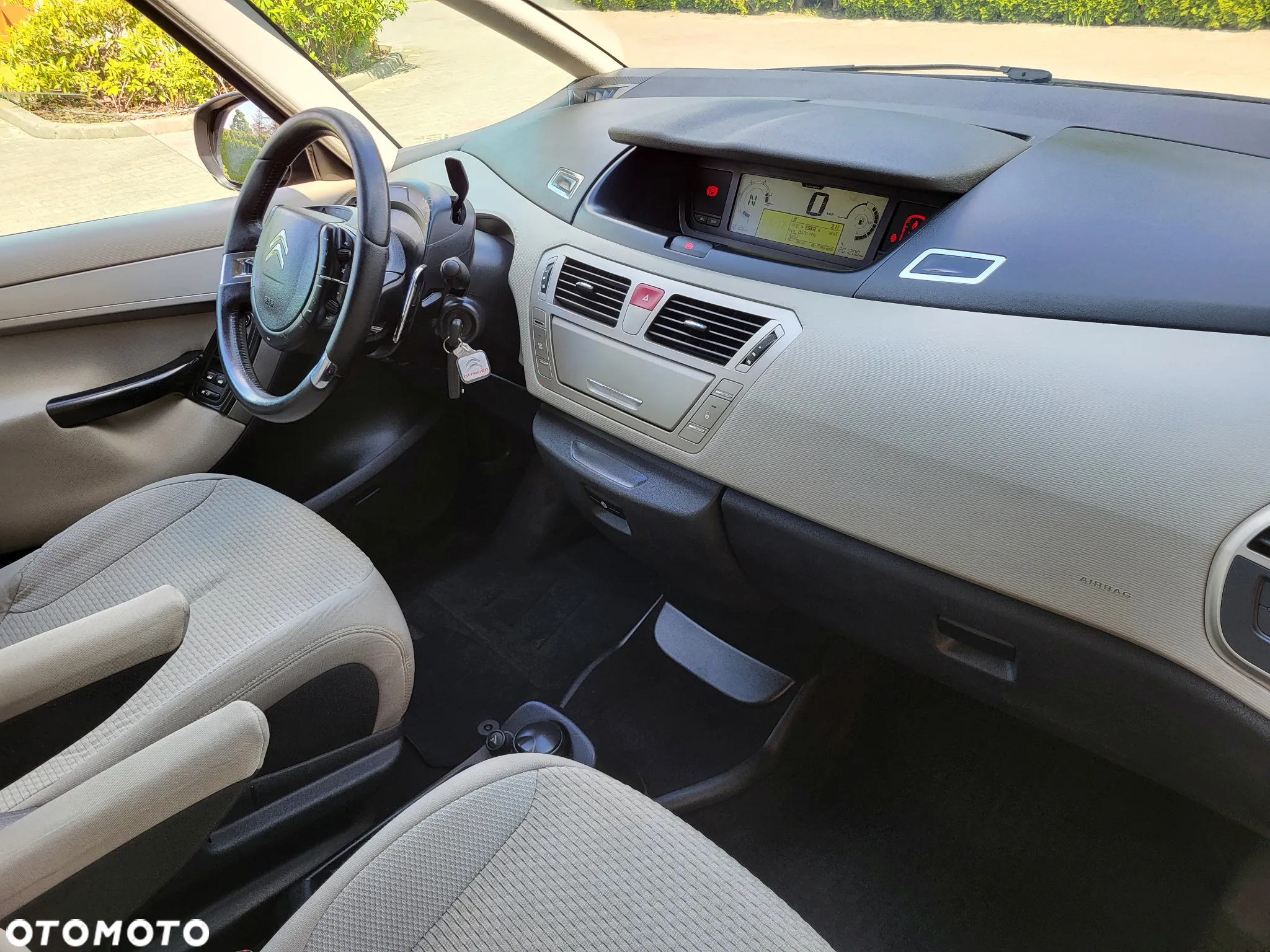 Citroën C4 Grand Picasso - 15