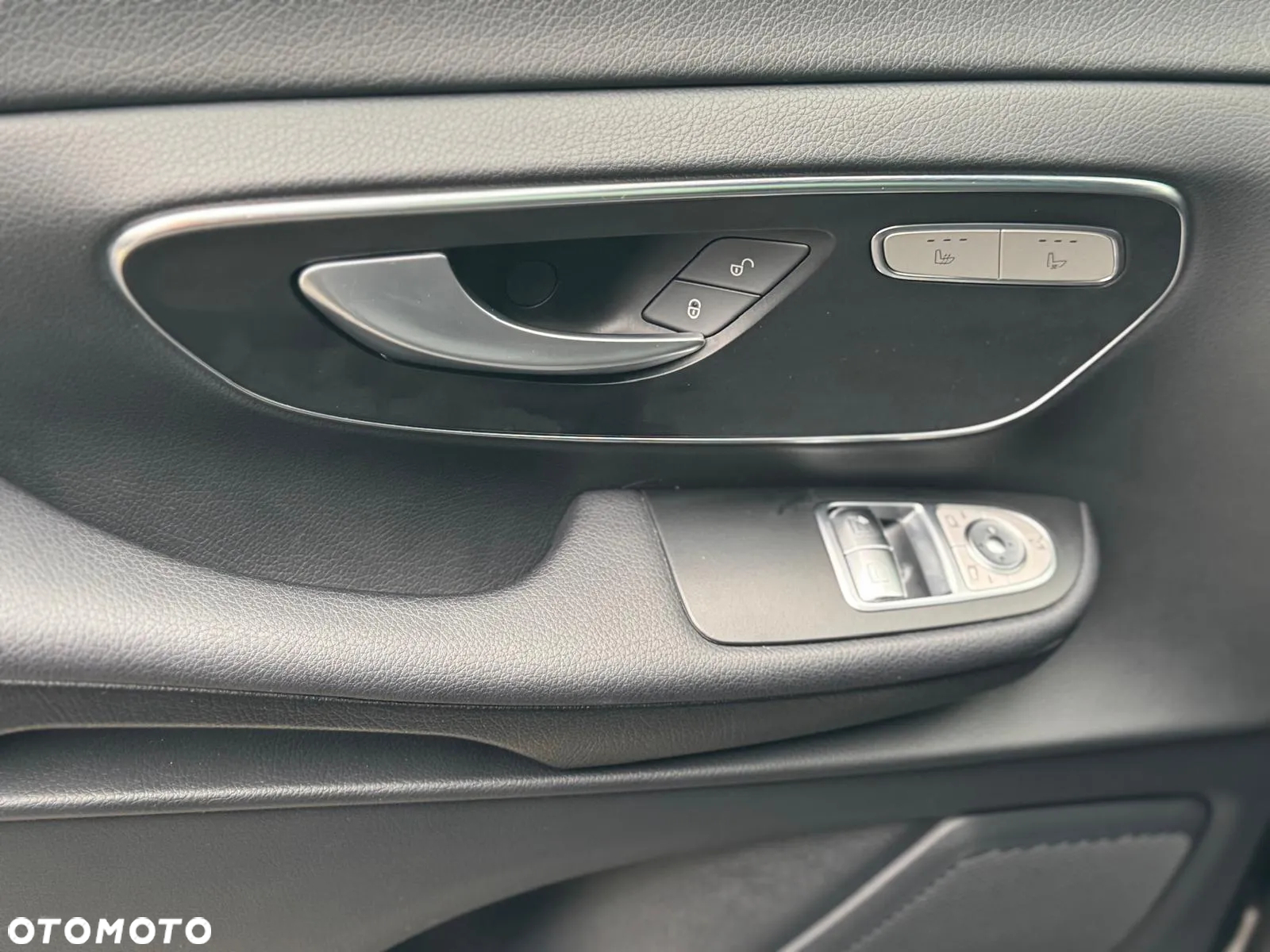 Mercedes-Benz Klasa V 250 d Avantgarde 9G-Tronic (d³ugi) - 13