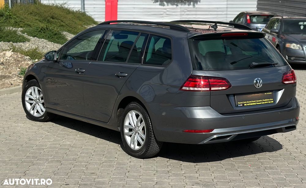 Volkswagen Golf 1.6 TDI Highline - 3