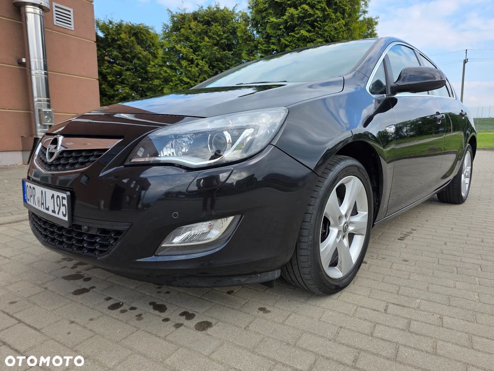 Opel Astra 1.4 Turbo Cosmo - 21