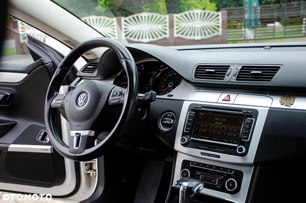 Volkswagen Passat CC 2.0 TSI DSG - 25