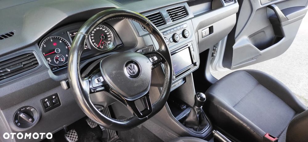 Volkswagen Caddy - 10