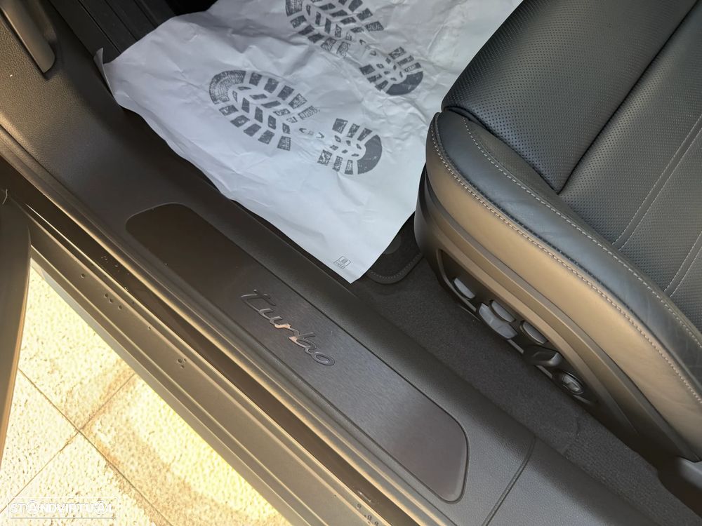 Porsche Panamera Turbo E-Hybrid - 19