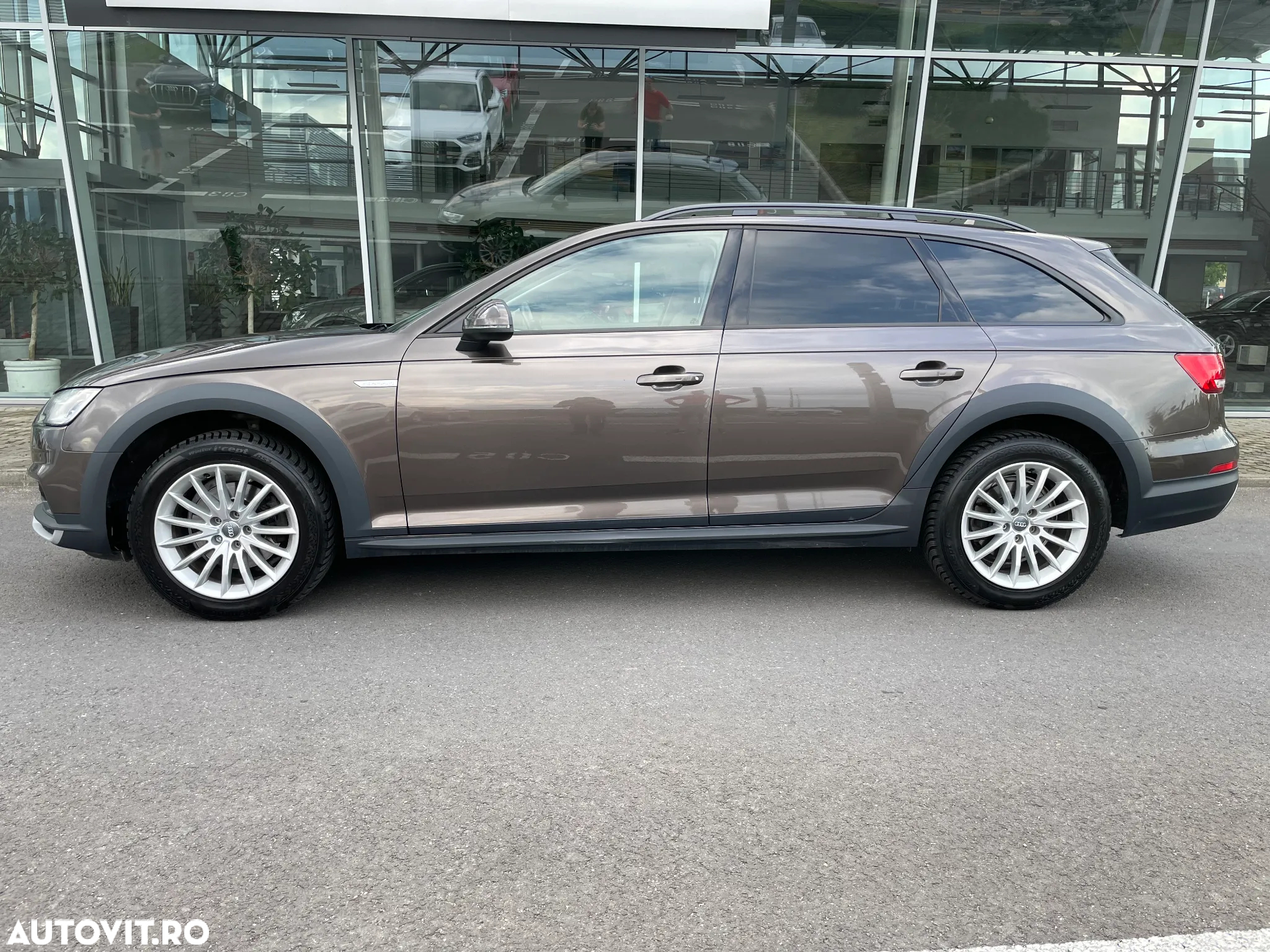 Audi A4 Allroad 2.0 TDI Quattro S tronic - 7
