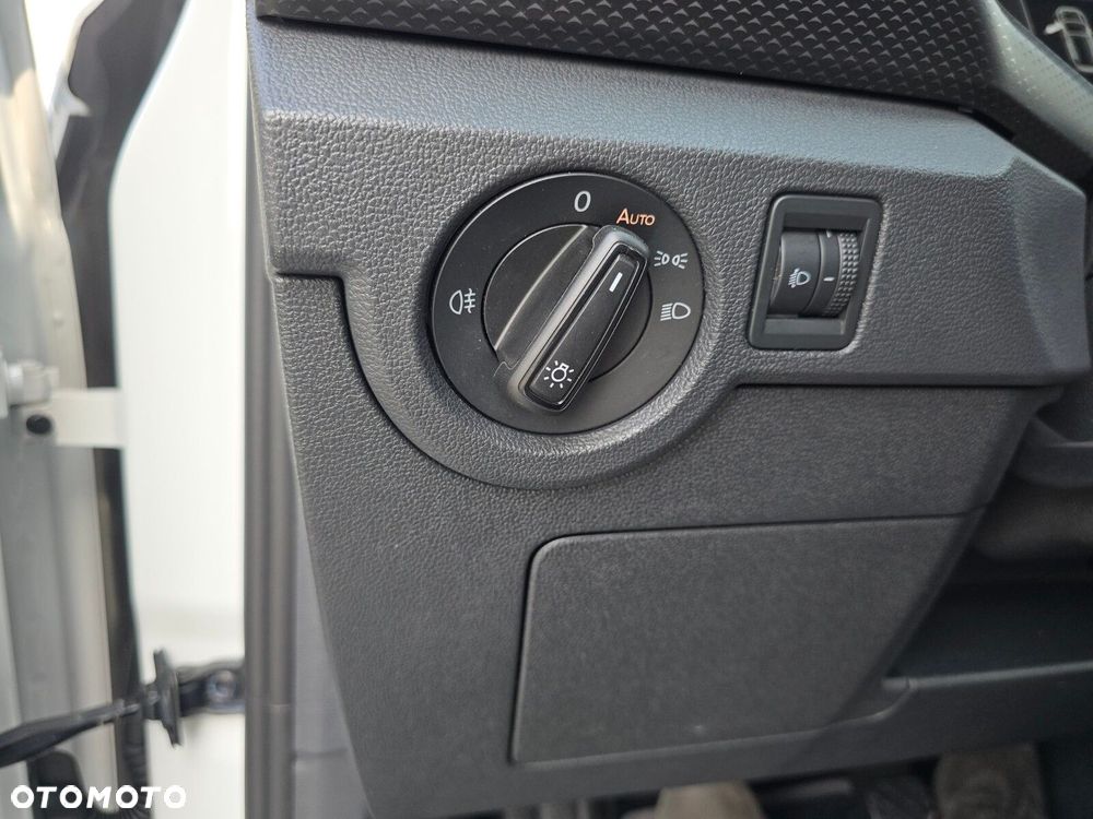 Volkswagen T-Cross - 27