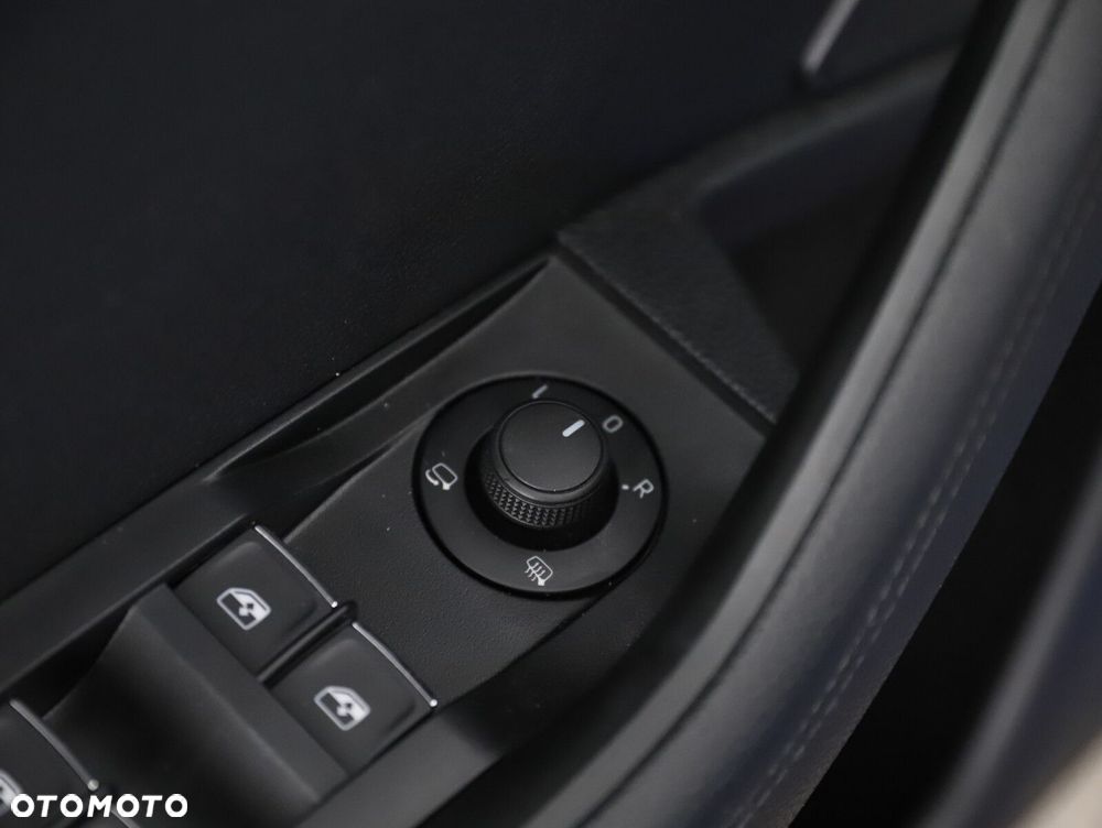 Skoda Superb 2.0 TSI L&K DSG - 25