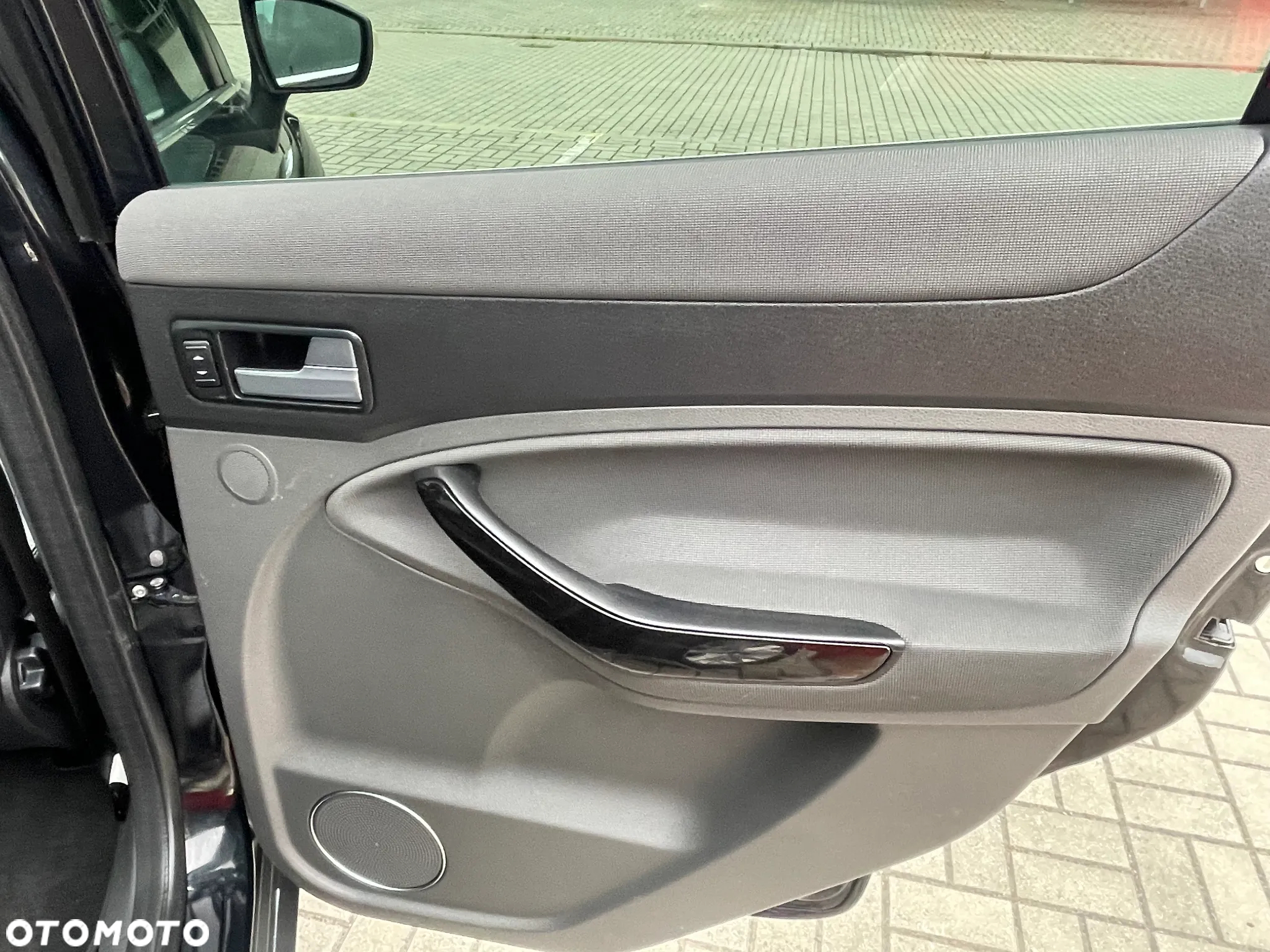Ford Kuga 2.0 TDCi 4WD Titanium - 36