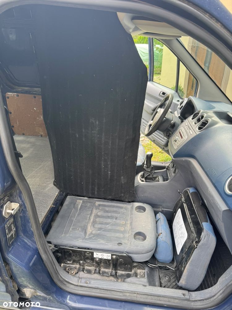 Ford Transit Connect - 9