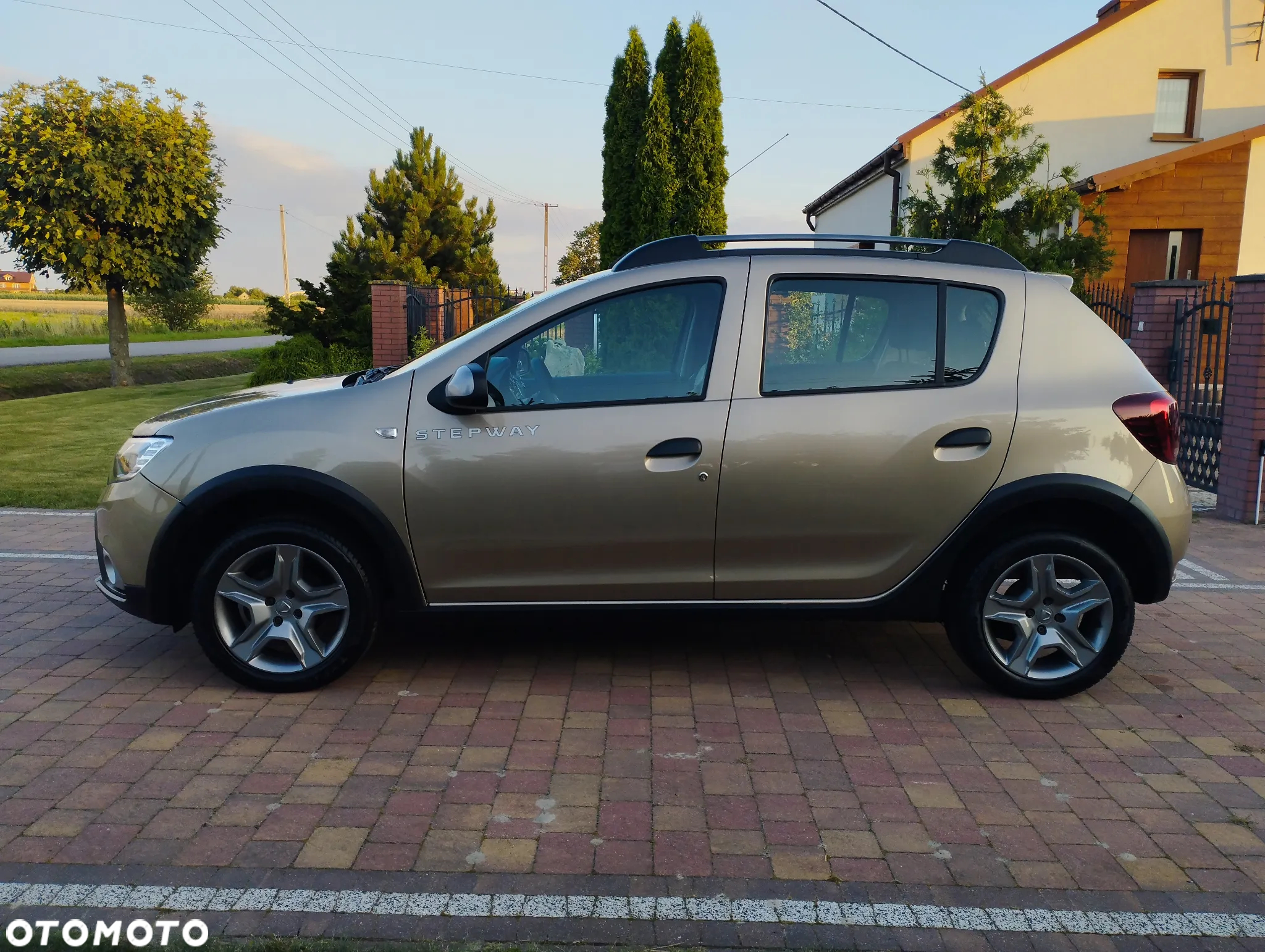 Dacia Sandero Stepway SCe 75 Essential - 3