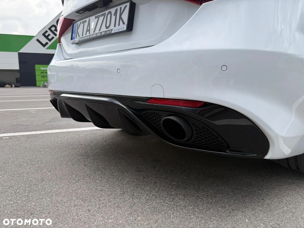 Alfa Romeo Giulia 2.0 Turbo Veloce Q4 - 10