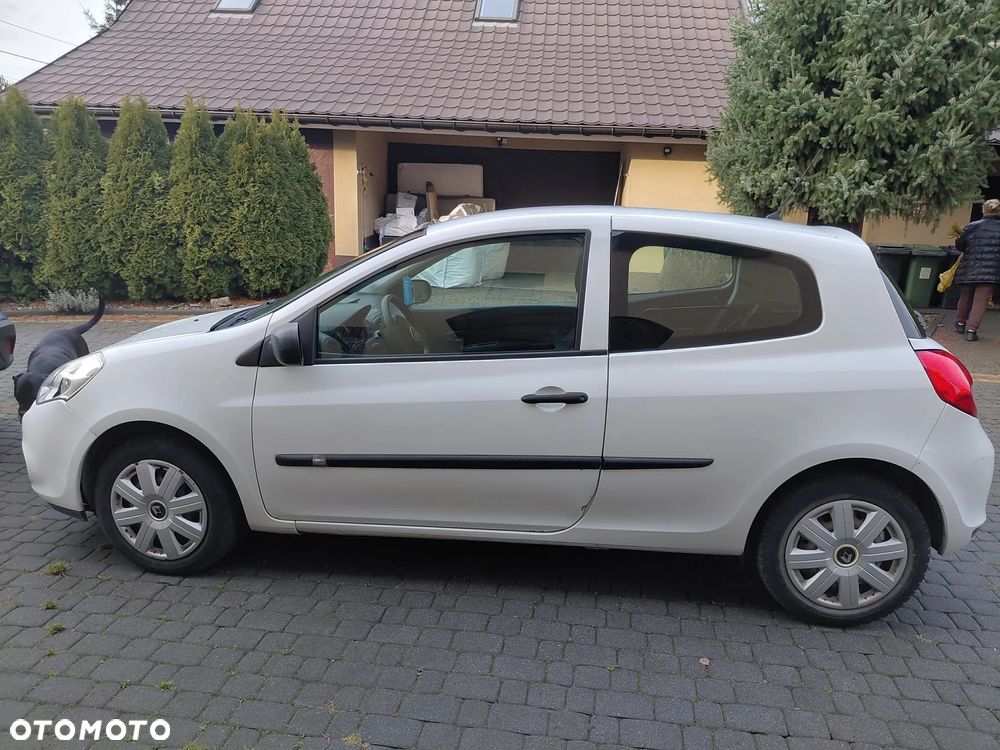 Renault Clio 1.5 dCi 75 Expression - 6