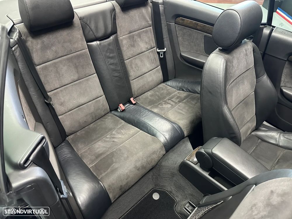 Audi A4 Cabrio 2.0 TDi Exclusive - 21