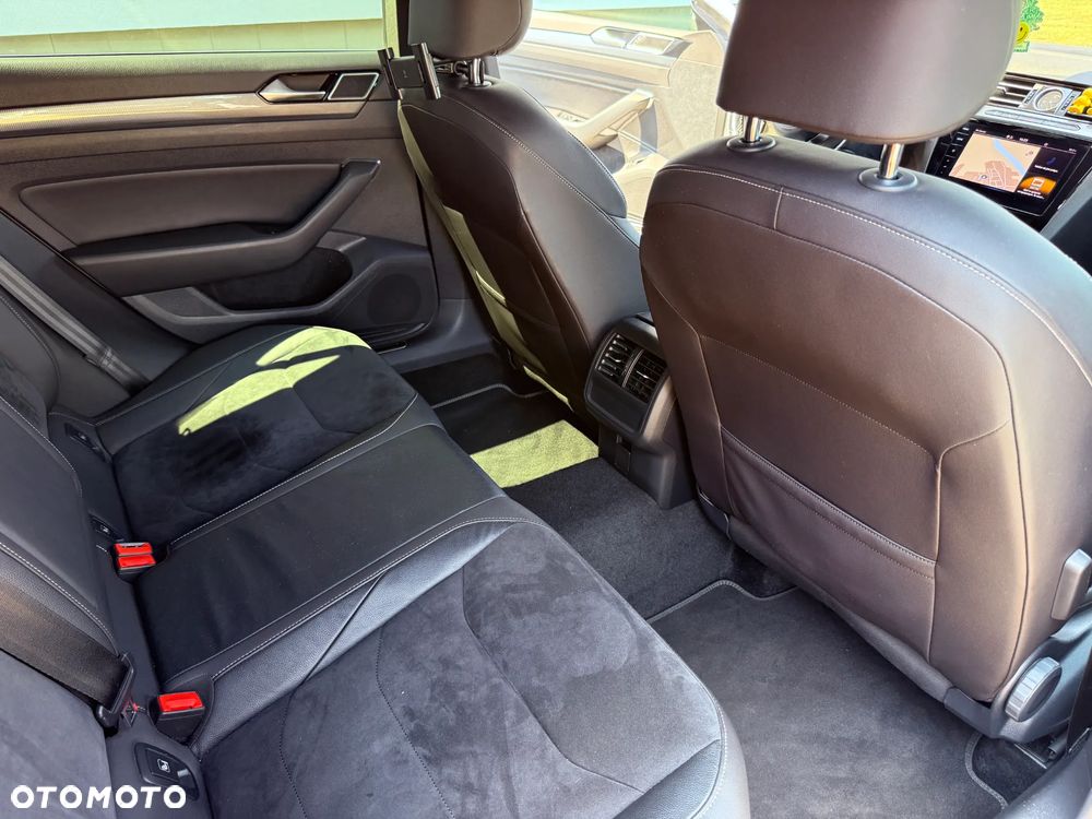 Volkswagen Arteon 2.0 TDI SCR R-Line DSG - 19