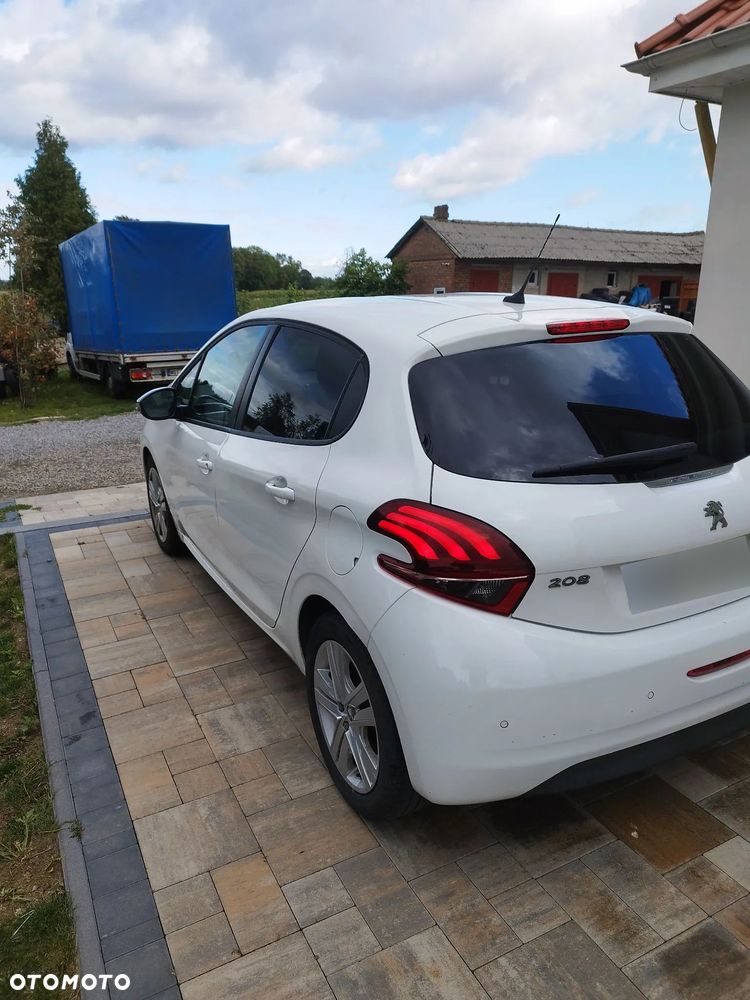 Peugeot 208 1.2 PureTech Style - 6