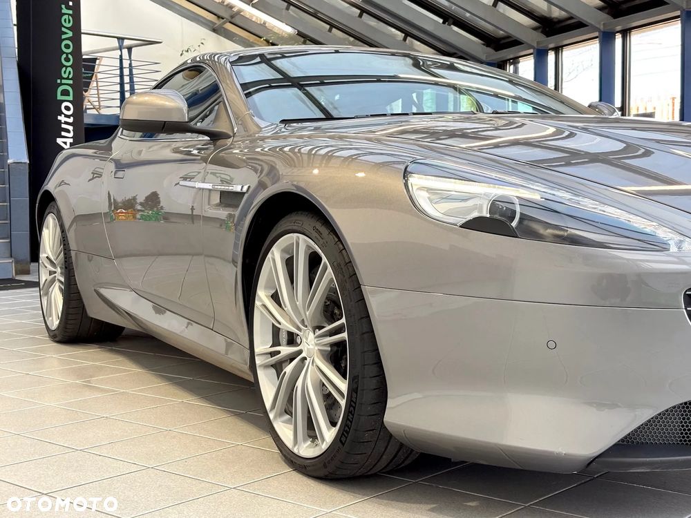 Aston Martin DB9 - 20