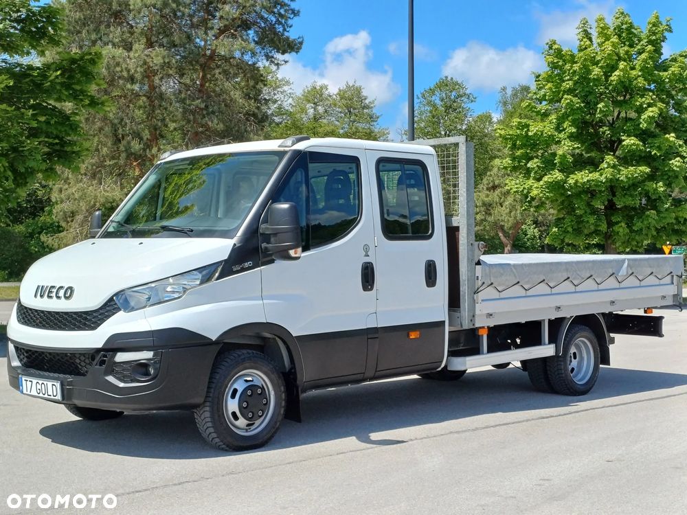 Mercedes-Benz Sprinter - 1
