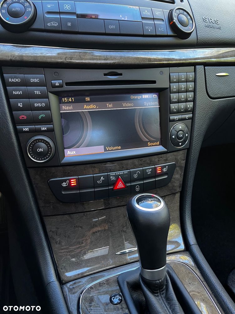 Mercedes-Benz Klasa E 220 CDI Automatik Avantgarde DPF BusinessEDITION - 21