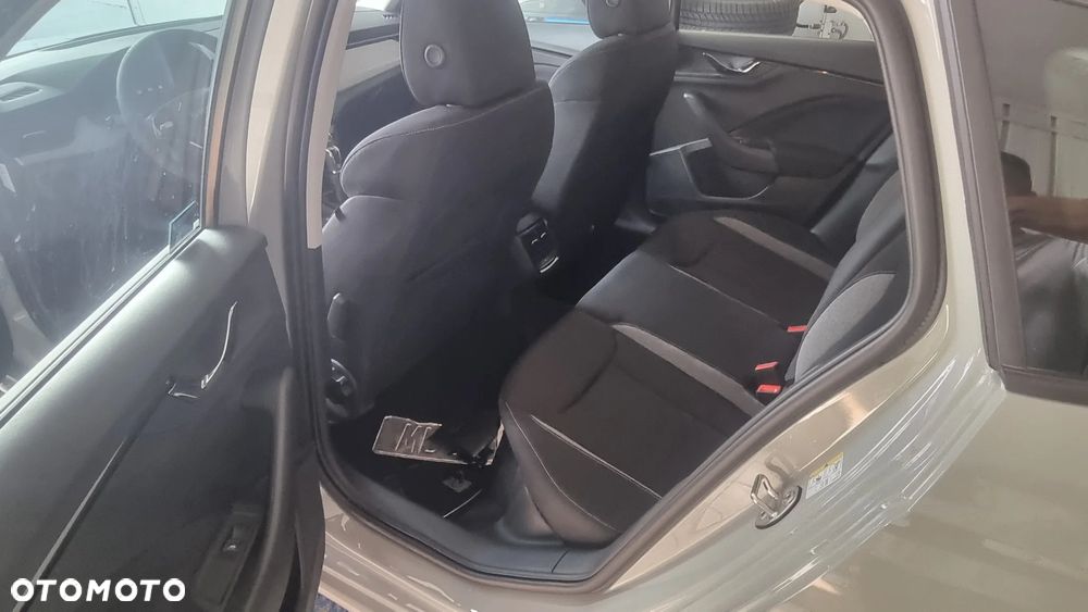 Skoda Scala 1.5 TSI Drive DSG - 8