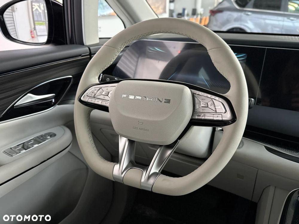 Forthing V-Tour U-Tour V9 / 1.5T HEV E-CVT - 14