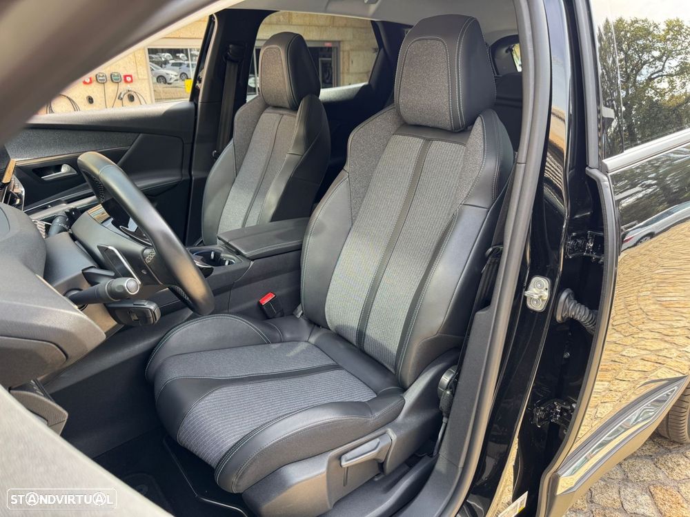 Peugeot 3008 1.6 Hybrid4 Allure Pack e-EAT8 - 5