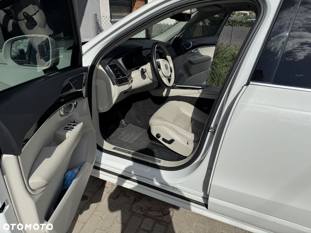 Volvo XC 90 - 17