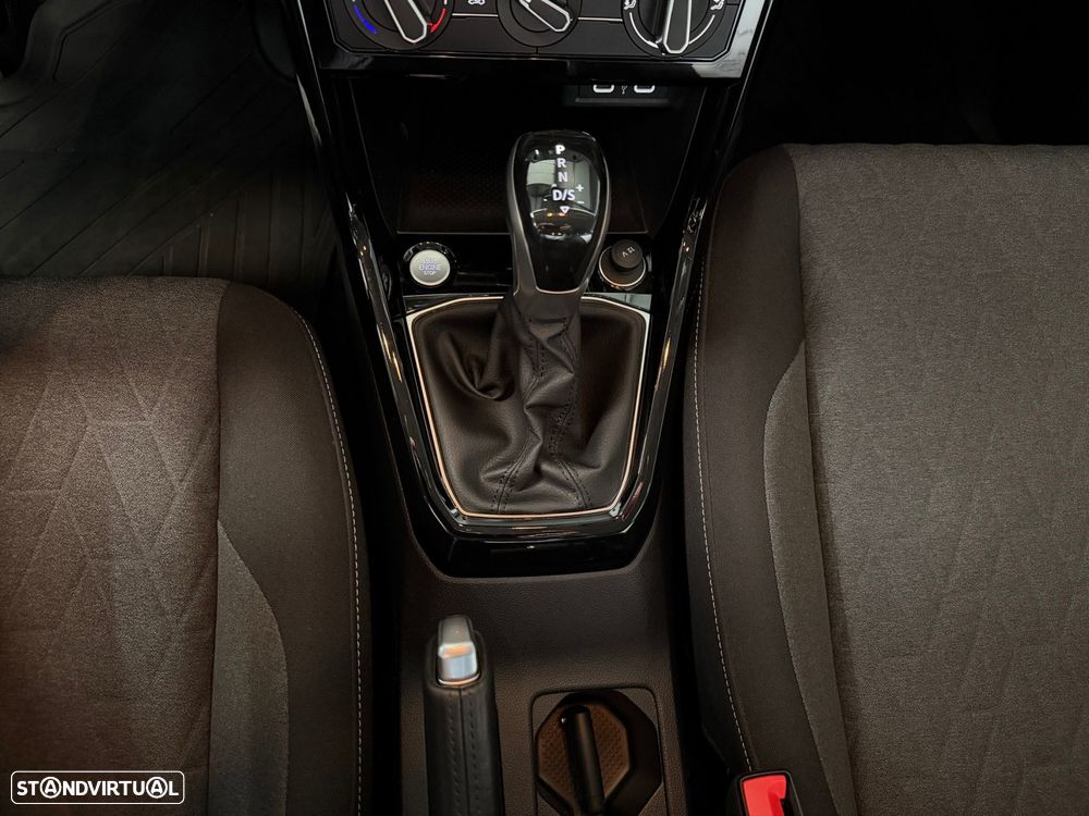 VW T-Cross 1.0 TSI Life DSG - 31