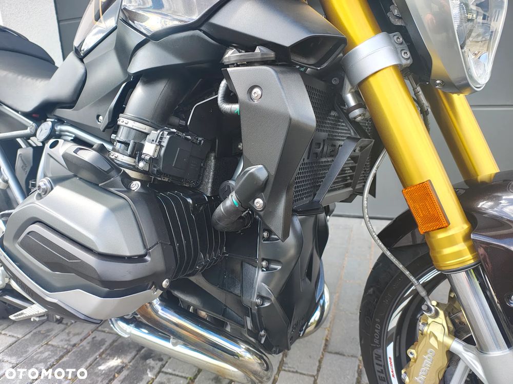 BMW R - 33