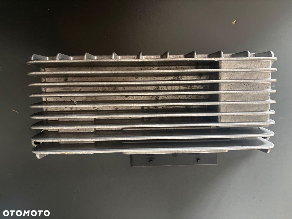 Wzmacniacz Audi A6 C6 4F0910223M - 1