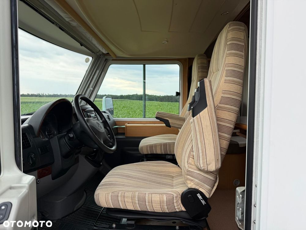 PILOTE Explorateur 703 DG - 19