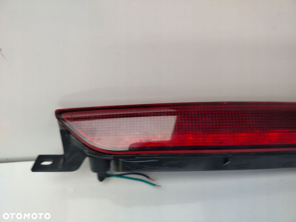 jeep compass lift 11r- trzecie światło stop stopu 05303754af - 2