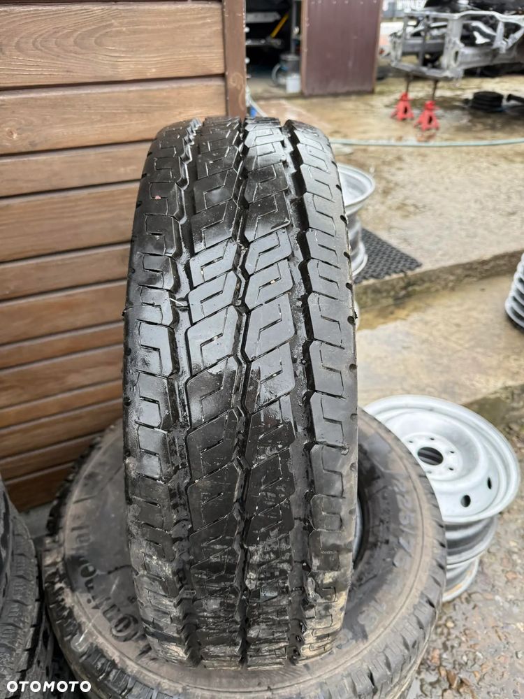 Opony 225/75/16 CP Continental Vanco Camper Continental Vanco Winter 225/75/16c - 1