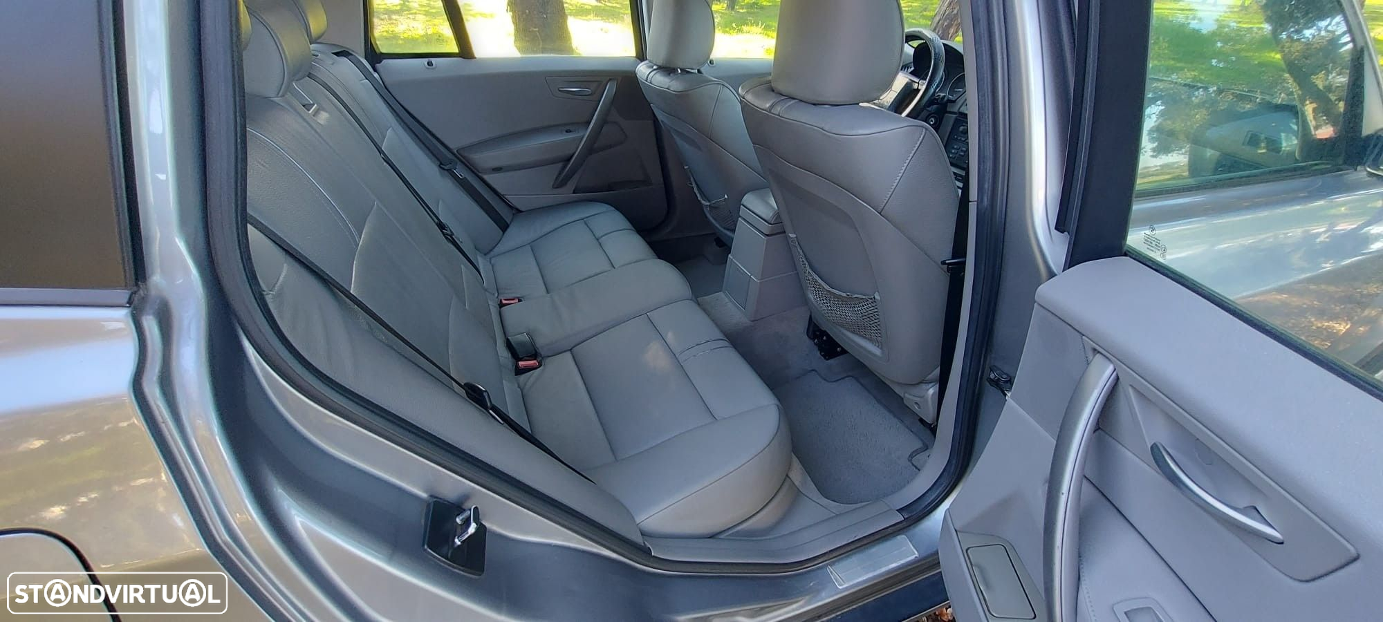 BMW X3 2.0 d - 10