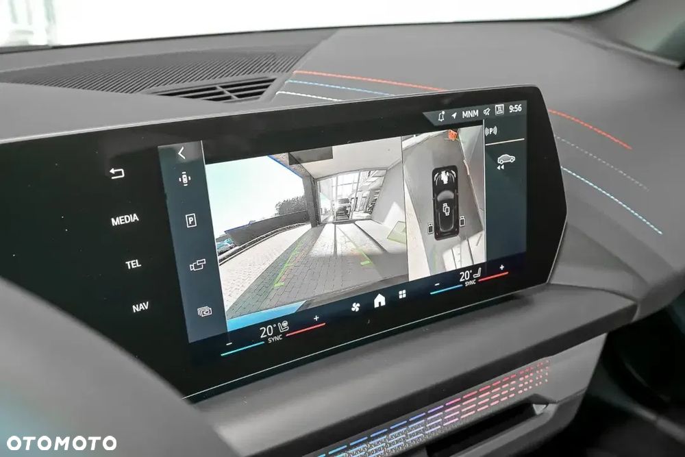 BMW Seria 1 123 mHEV xDrive - 19