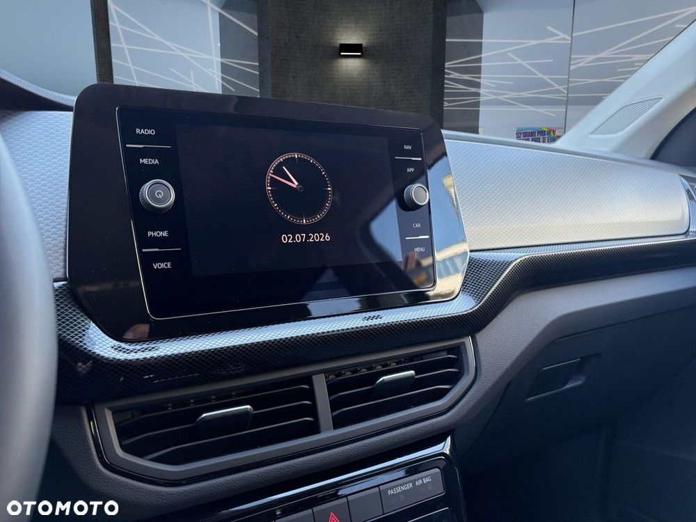 Volkswagen T-Cross - 16