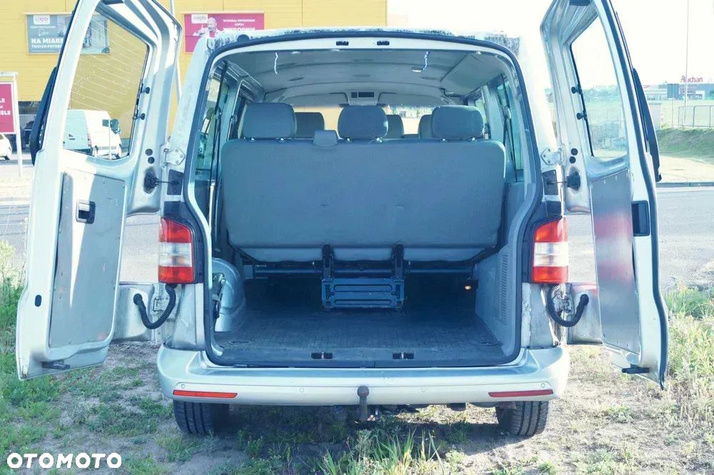 Volkswagen Multivan - 6