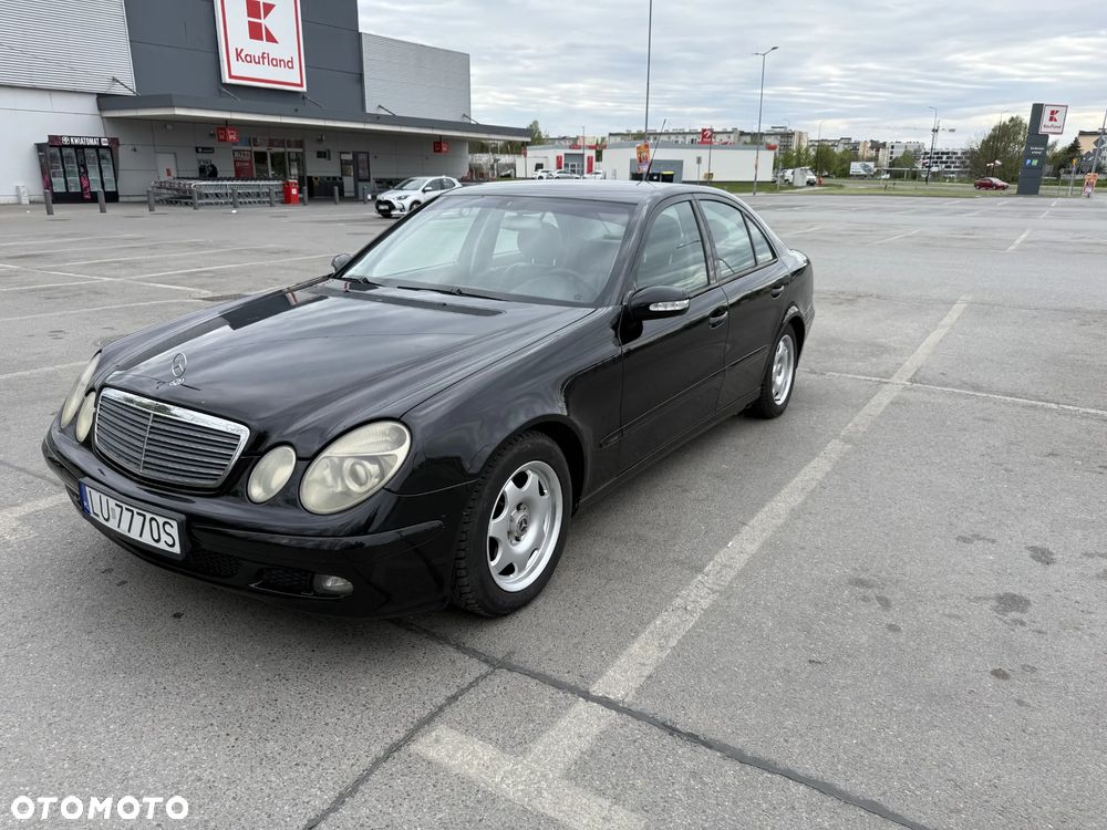 Mercedes-Benz Klasa E 200 CDI Classic - 1