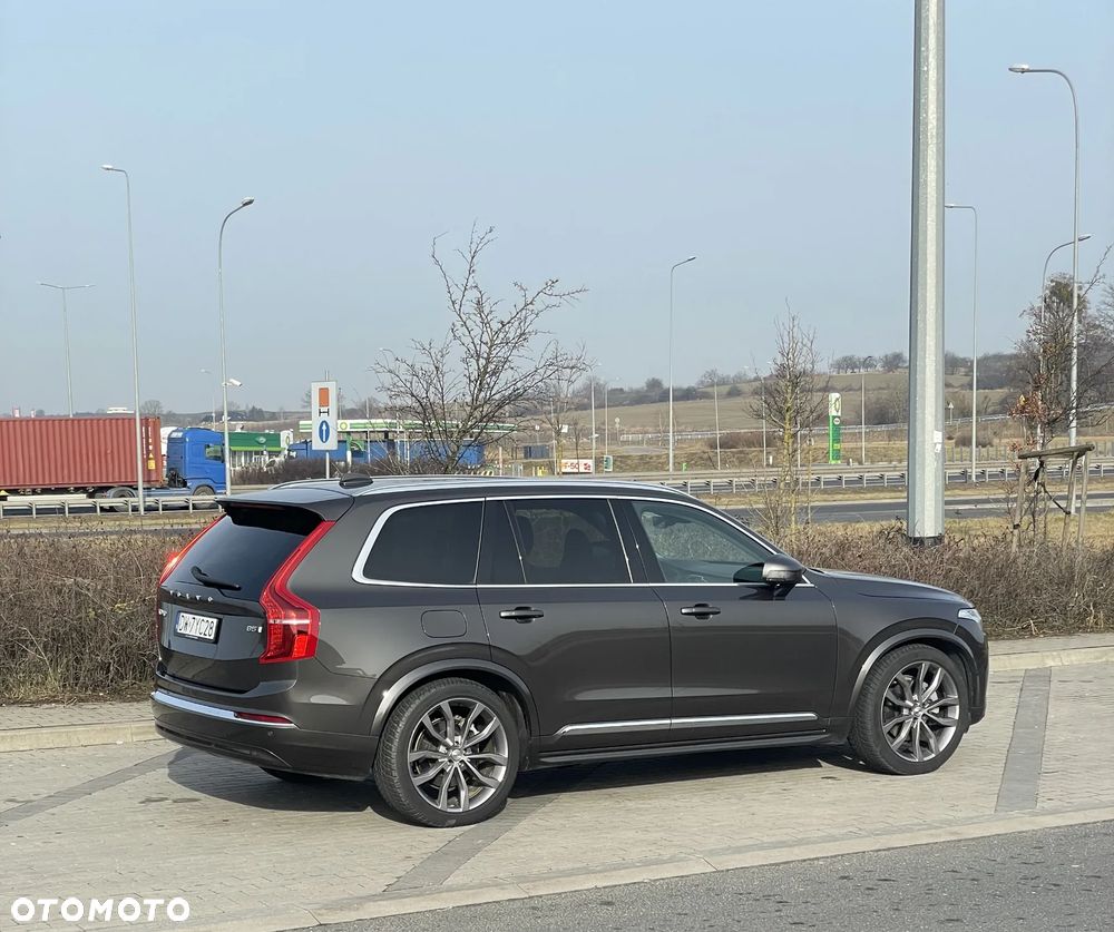Volvo XC 90 - 4